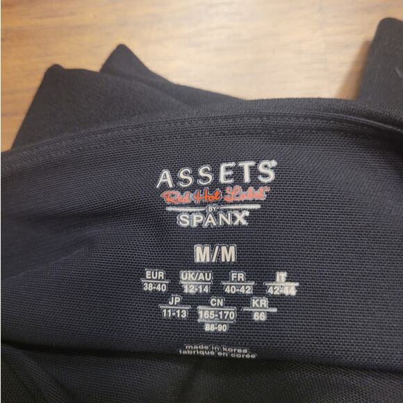 SPANX Assets “Red Label” Black Shaping Legging – Mesh Calf – M – NWOT - Picture 8 of 10